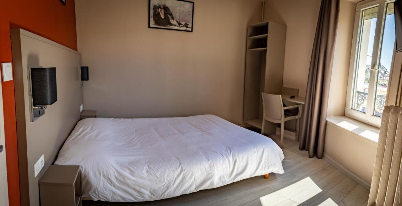 Hotel De La Gare Châteauroux エクステリア 写真
