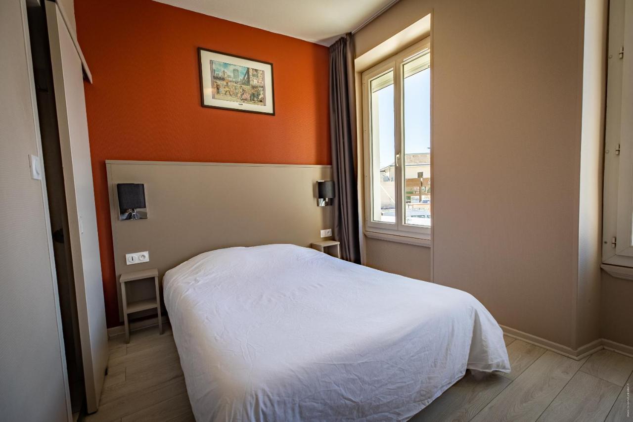 Hotel De La Gare Châteauroux エクステリア 写真
