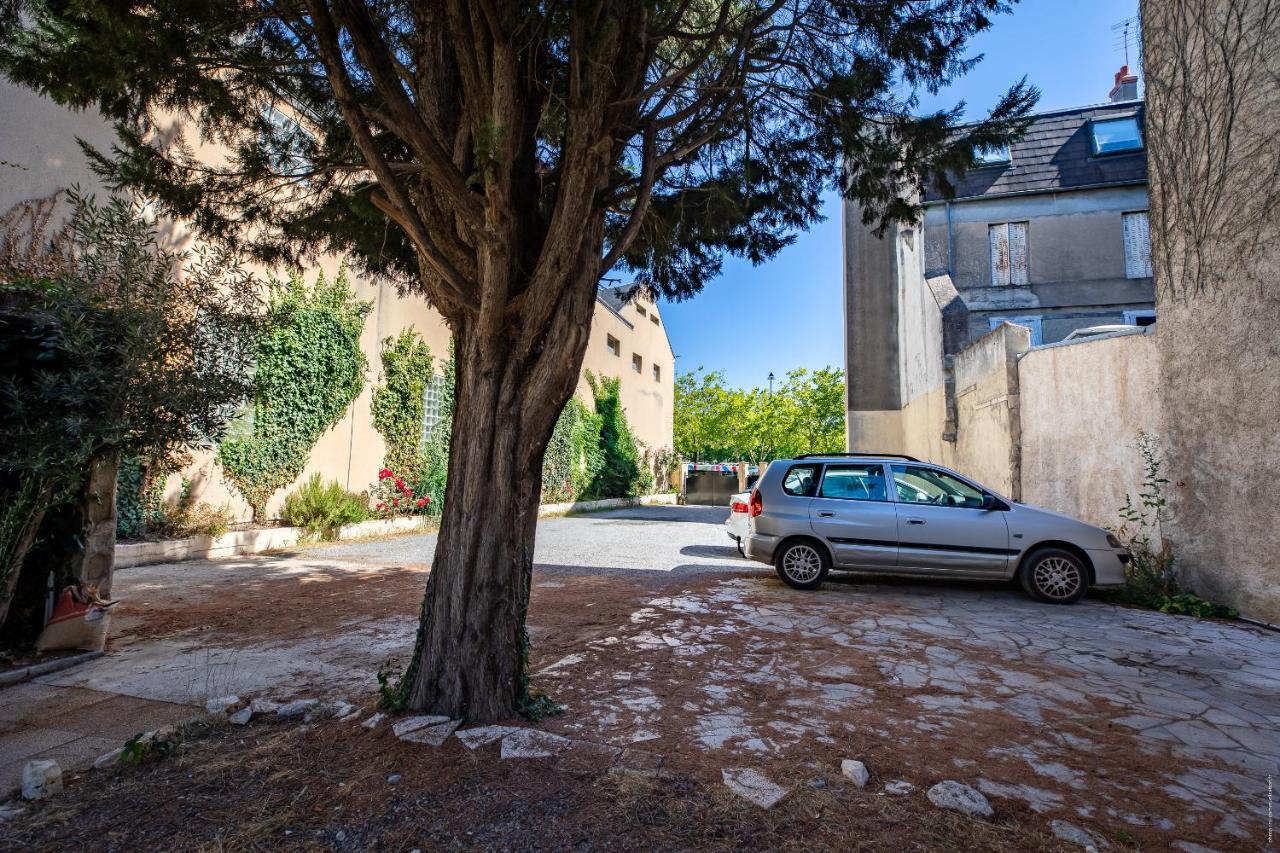 Hotel De La Gare Châteauroux エクステリア 写真