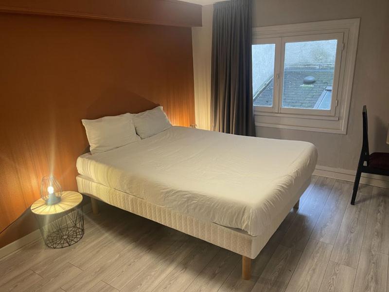 Hotel De La Gare Châteauroux エクステリア 写真