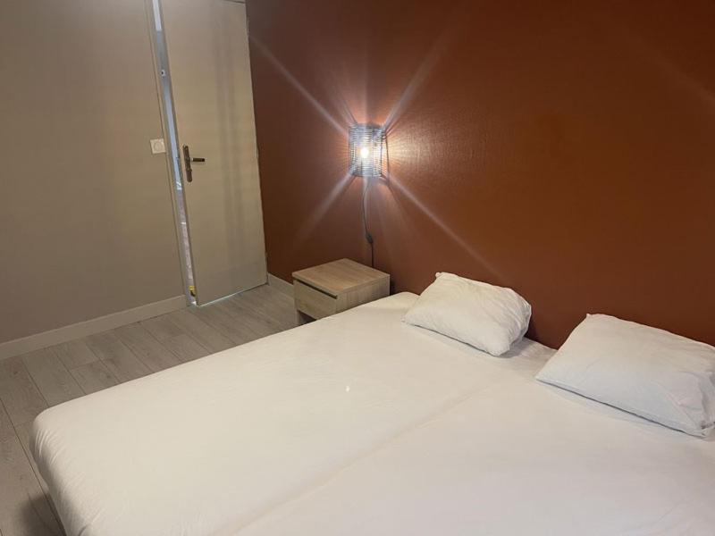 Hotel De La Gare Châteauroux エクステリア 写真